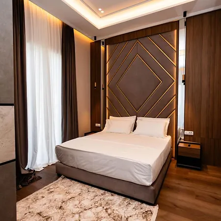 Royal Hill * Тирана