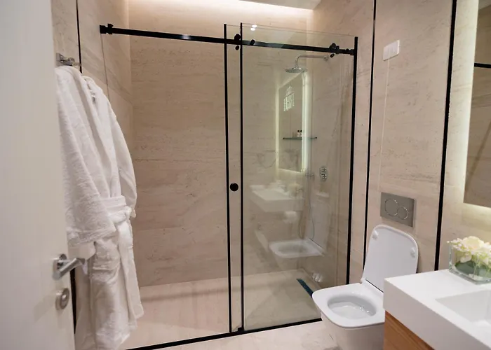 Royal Hill Hotell Vorë